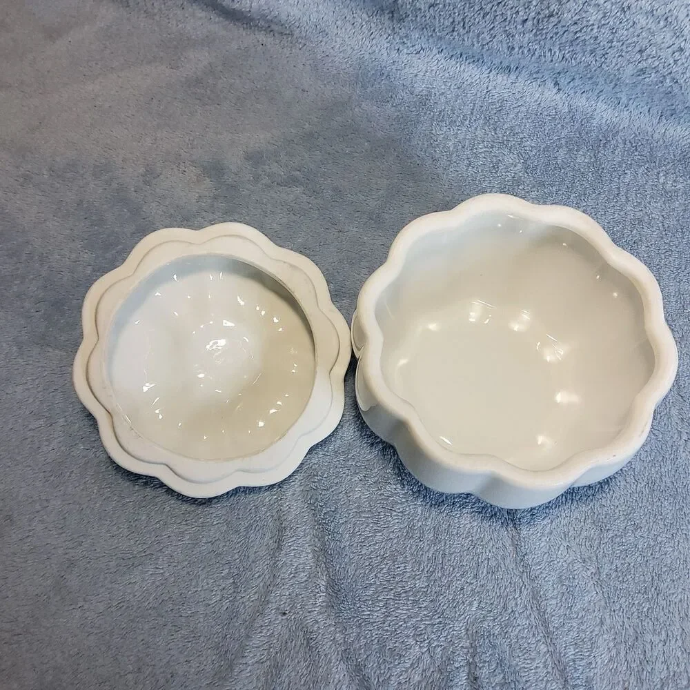 BIA Cordon Bleu White Ceramic Pumpkin Lidded Bowl Ramekin Cocotte 14 oz Fall